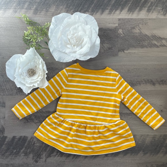 🌻Old Navy Yellow & White Striped Peplum Top - Picture 2 of 3